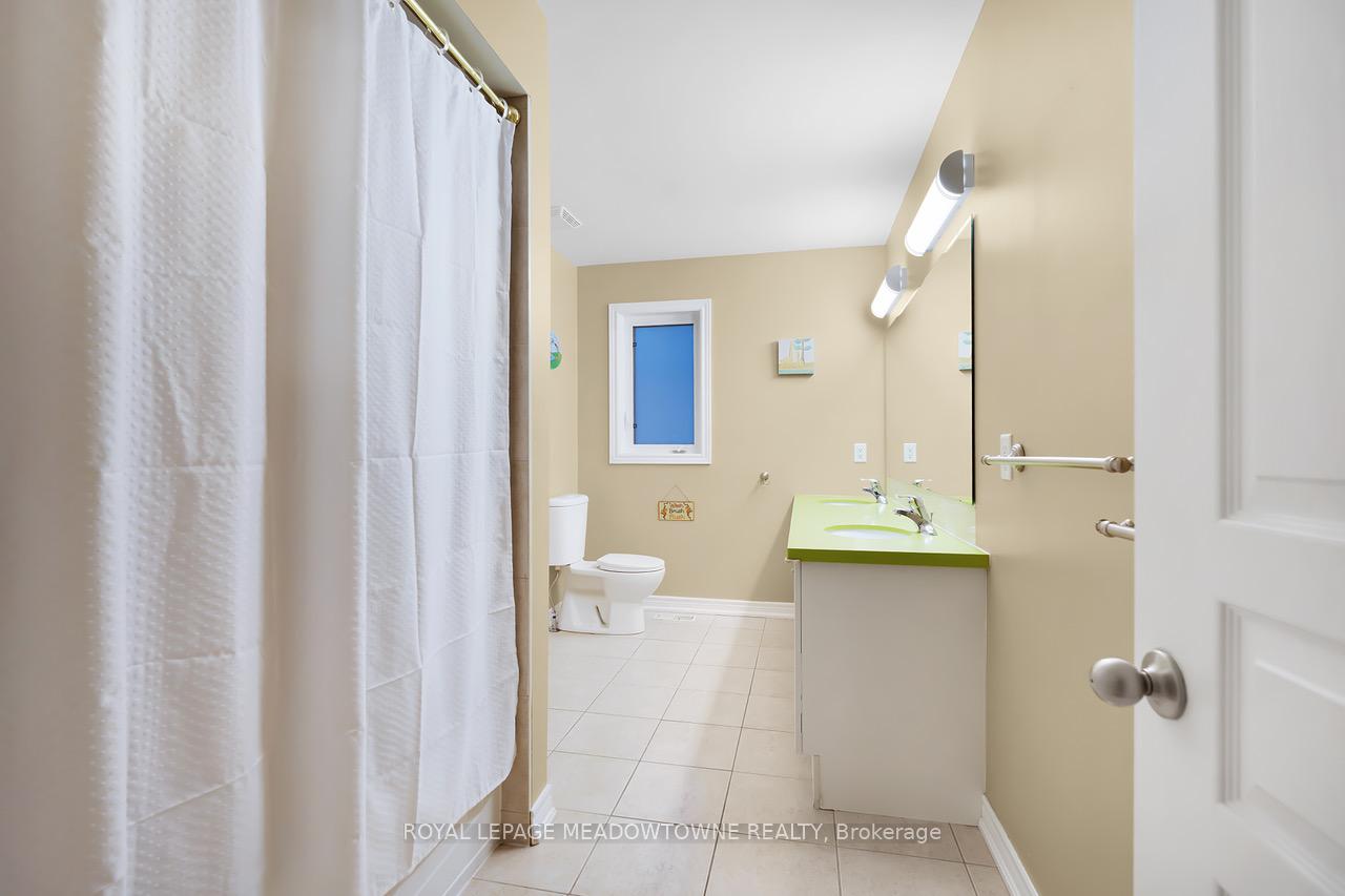 Photo 44 of 475 Valridge Drive, Hamilton, Ancaster — HOMEH