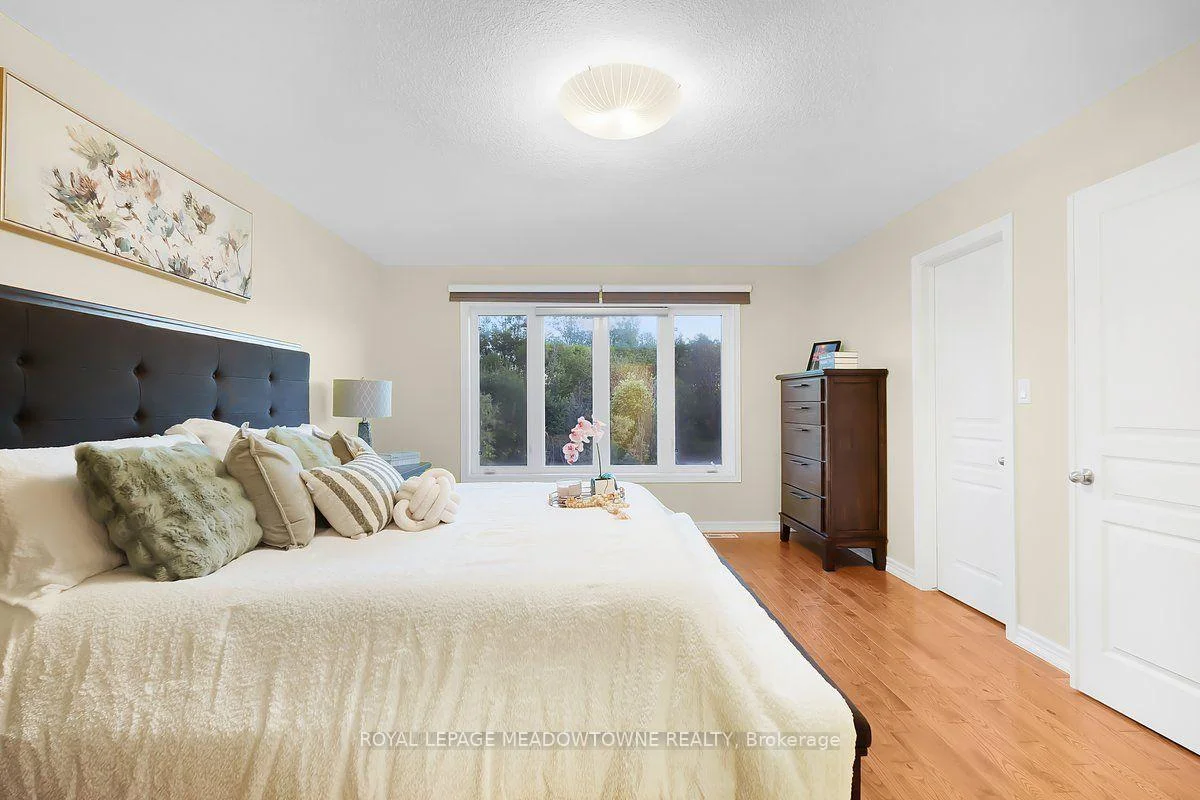 Photo 30 of 475 Valridge Drive, Hamilton, Ancaster — HOMEH