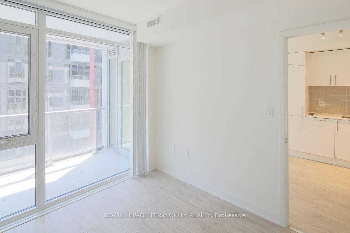 Photo 3 of Unit 627, 576 Front Street W, Toronto, Waterfront Communities — HOMEH