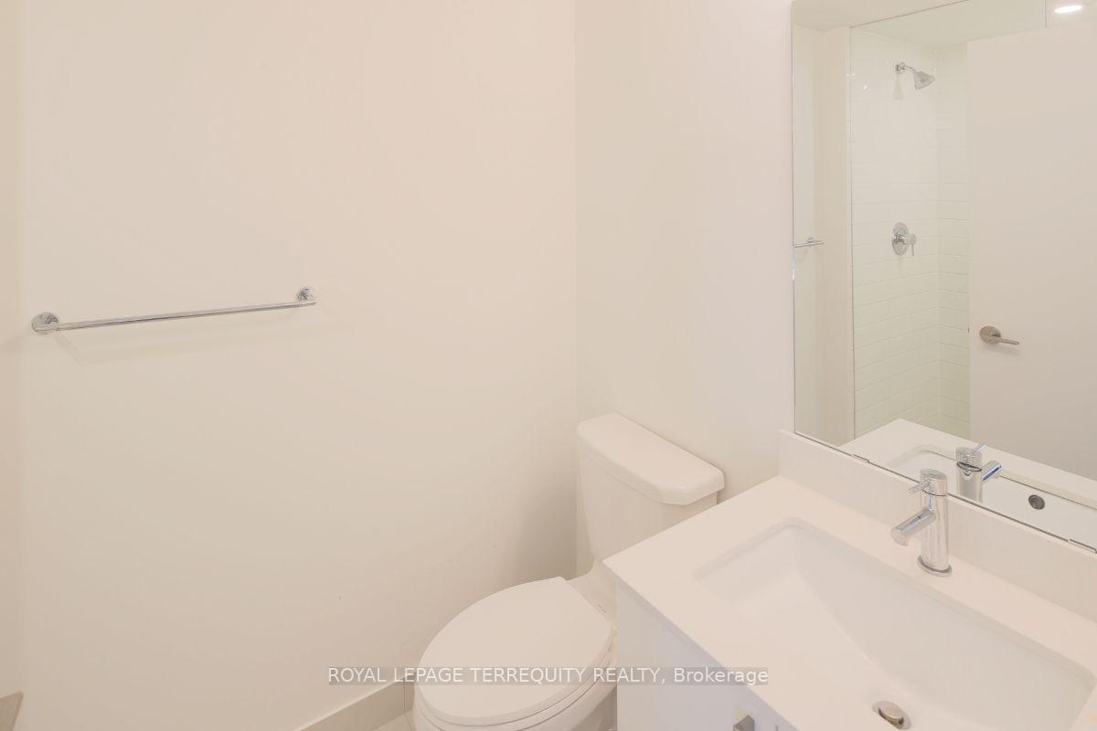 Photo 5 of Unit 627, 576 Front Street W, Toronto, Waterfront Communities — HOMEH