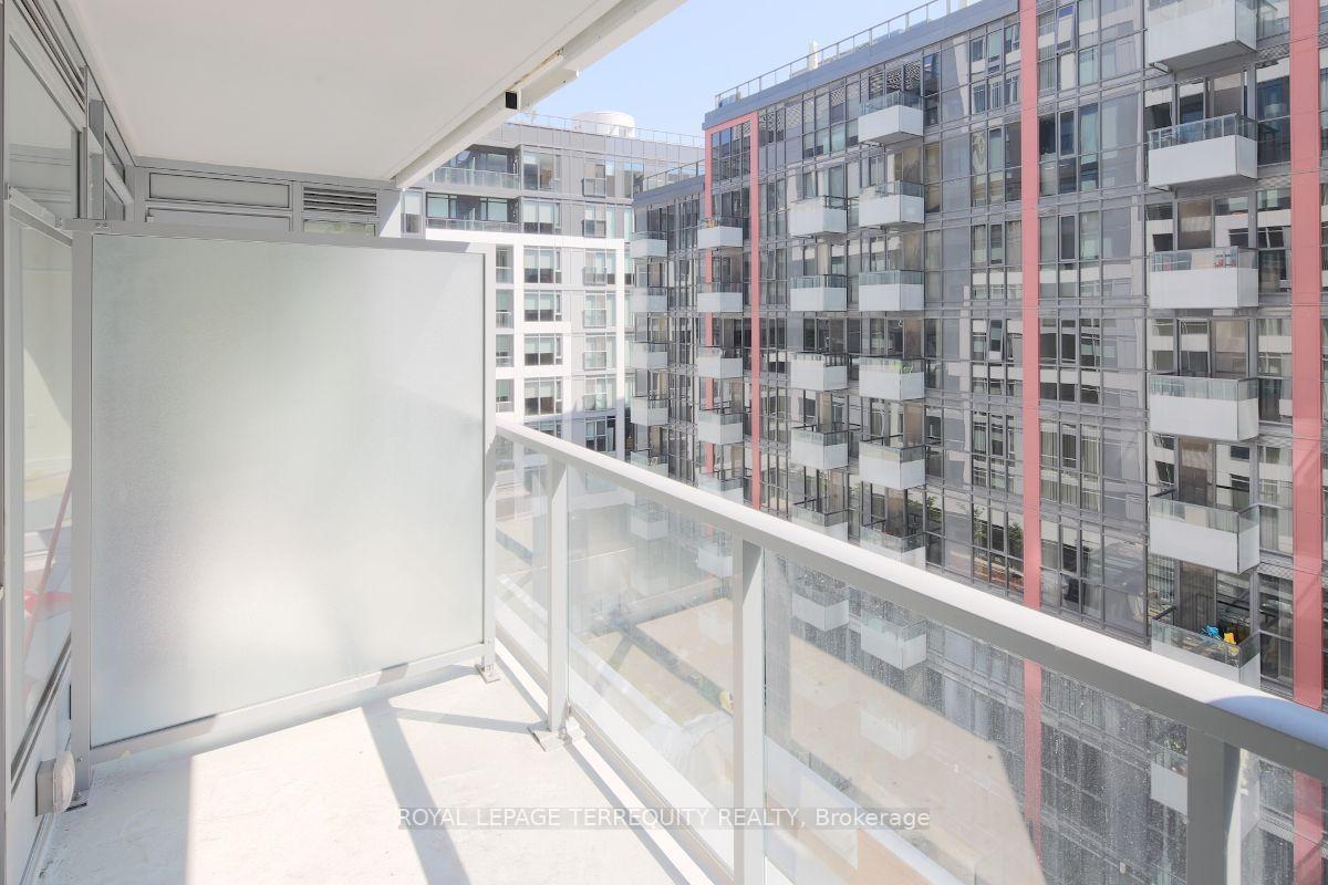 Photo 9 of Unit 627, 576 Front Street W, Toronto, Waterfront Communities — HOMEH