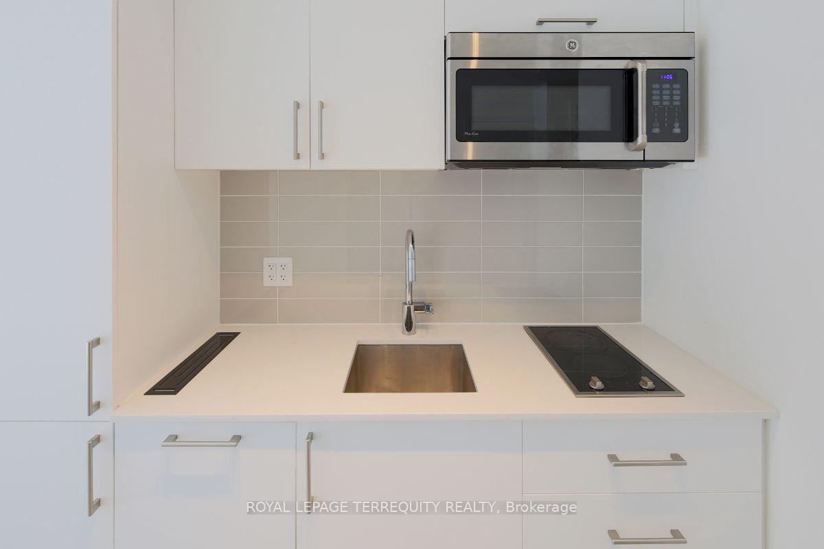 Photo 14 of Unit 627, 576 Front Street W, Toronto, Waterfront Communities — HOMEH