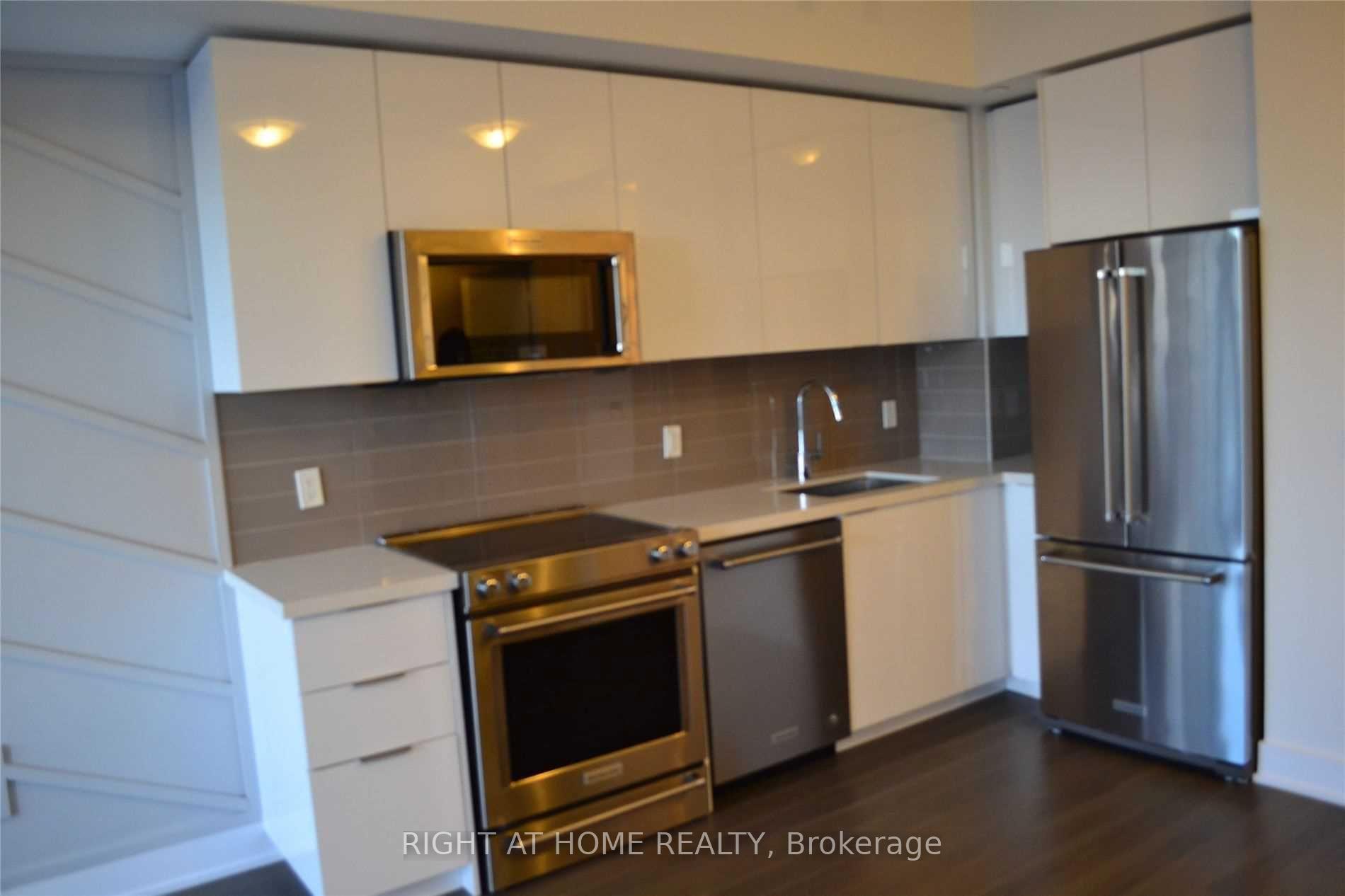 Photo 5 of Unit 5604, 30 Shore Breeze Dr, Etobicoke, Mimico — HOMEH