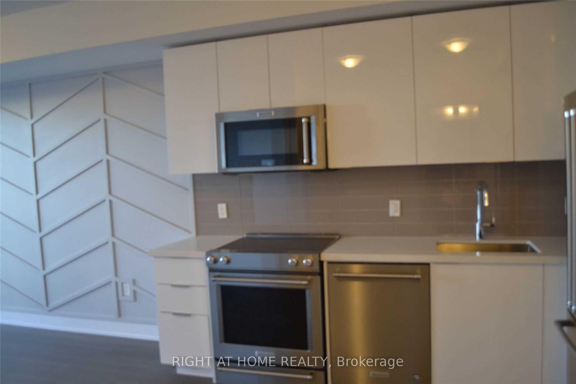 Photo 8 of Unit 5604, 30 Shore Breeze Dr, Etobicoke, Mimico — HOMEH