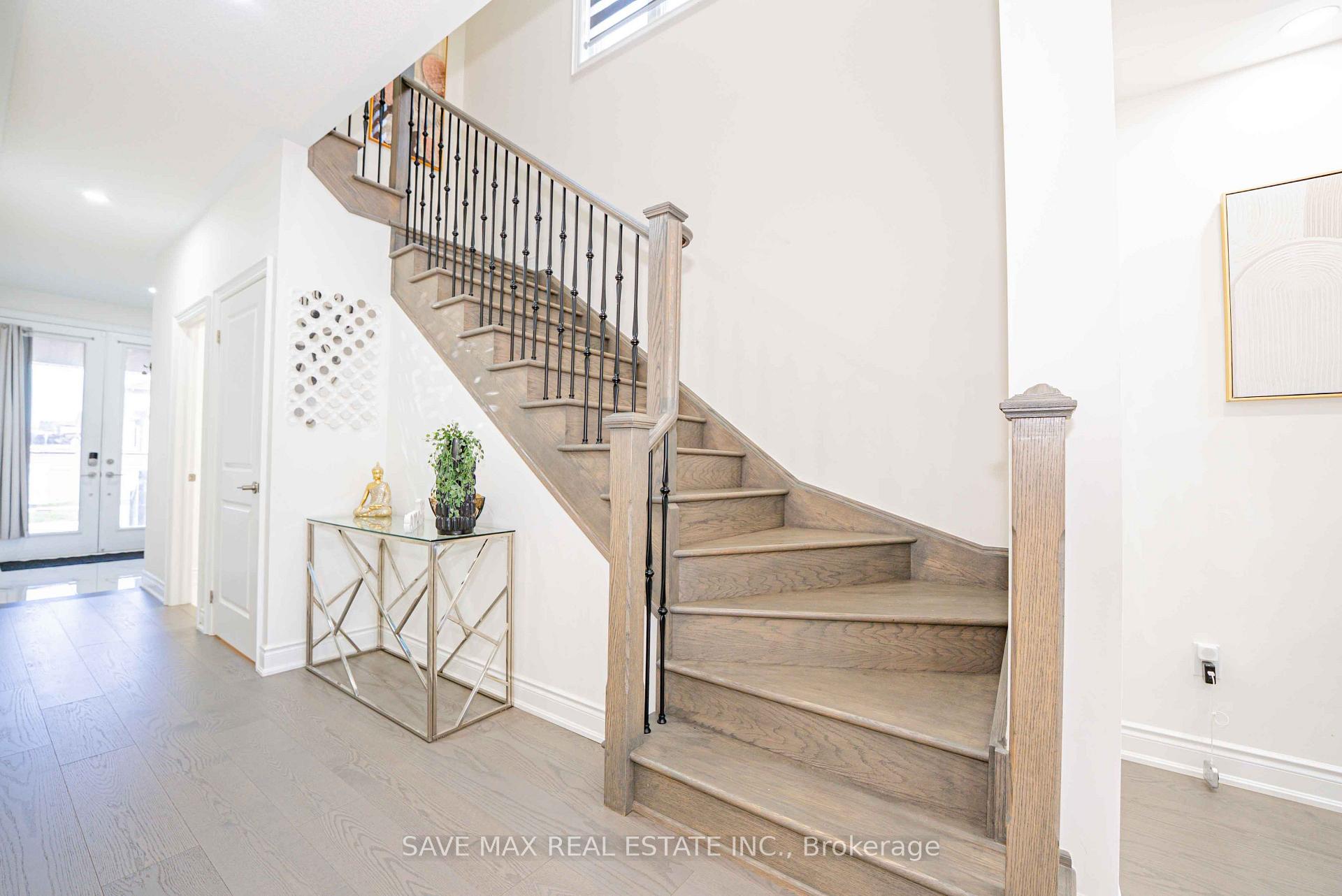 Photo 21 of 13 Ixworth Circle, Brampton, Bram West — HOMEH