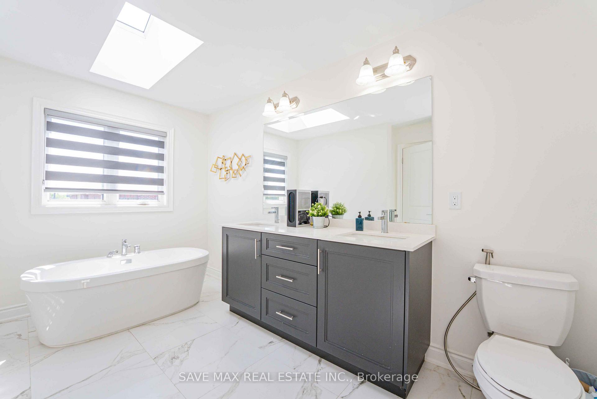 Photo 25 of 13 Ixworth Circle, Brampton, Bram West — HOMEH