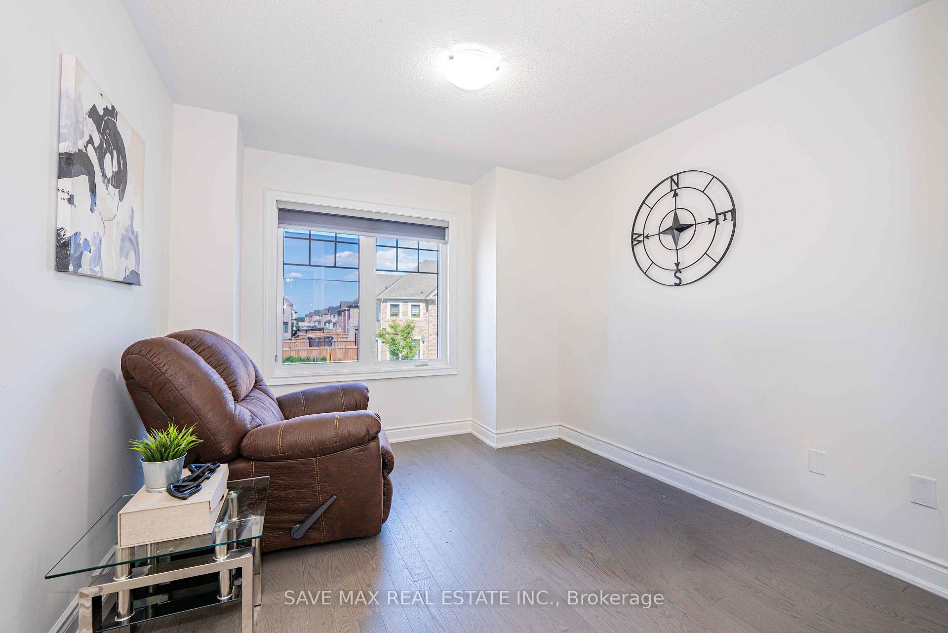Photo 35 of 13 Ixworth Circle, Brampton, Bram West — HOMEH