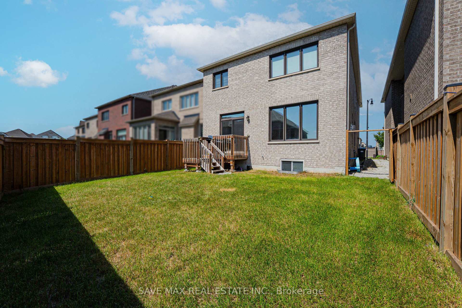 Photo 42 of 13 Ixworth Circle, Brampton, Bram West — HOMEH