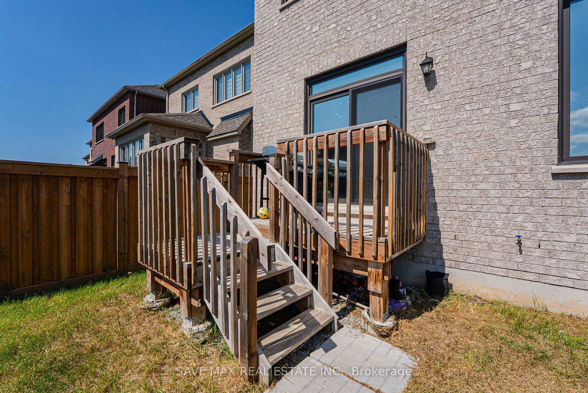 Photo 44 of 13 Ixworth Circle, Brampton, Bram West — HOMEH