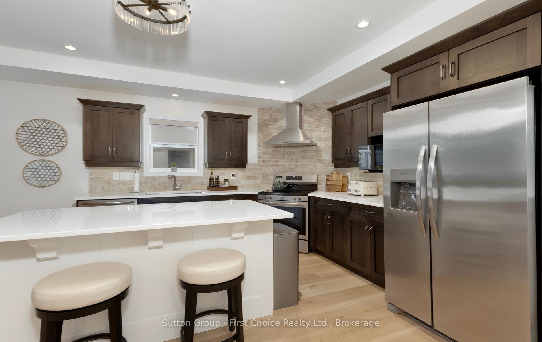 Photo 15 of 247 Sunset Drive, West Perth, Mitchell — HOMEH