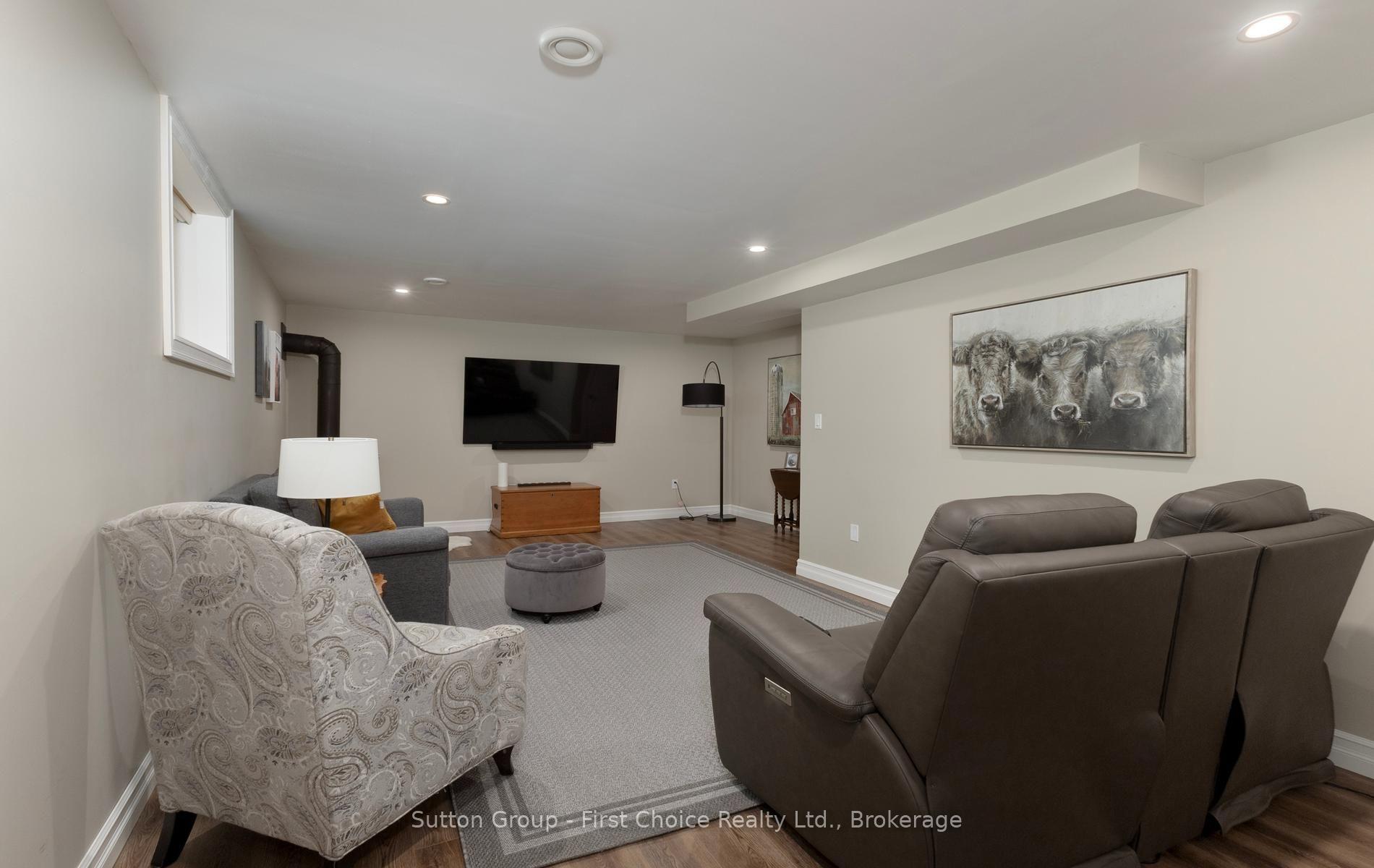 Photo 29 of 247 Sunset Drive, West Perth, Mitchell — HOMEH