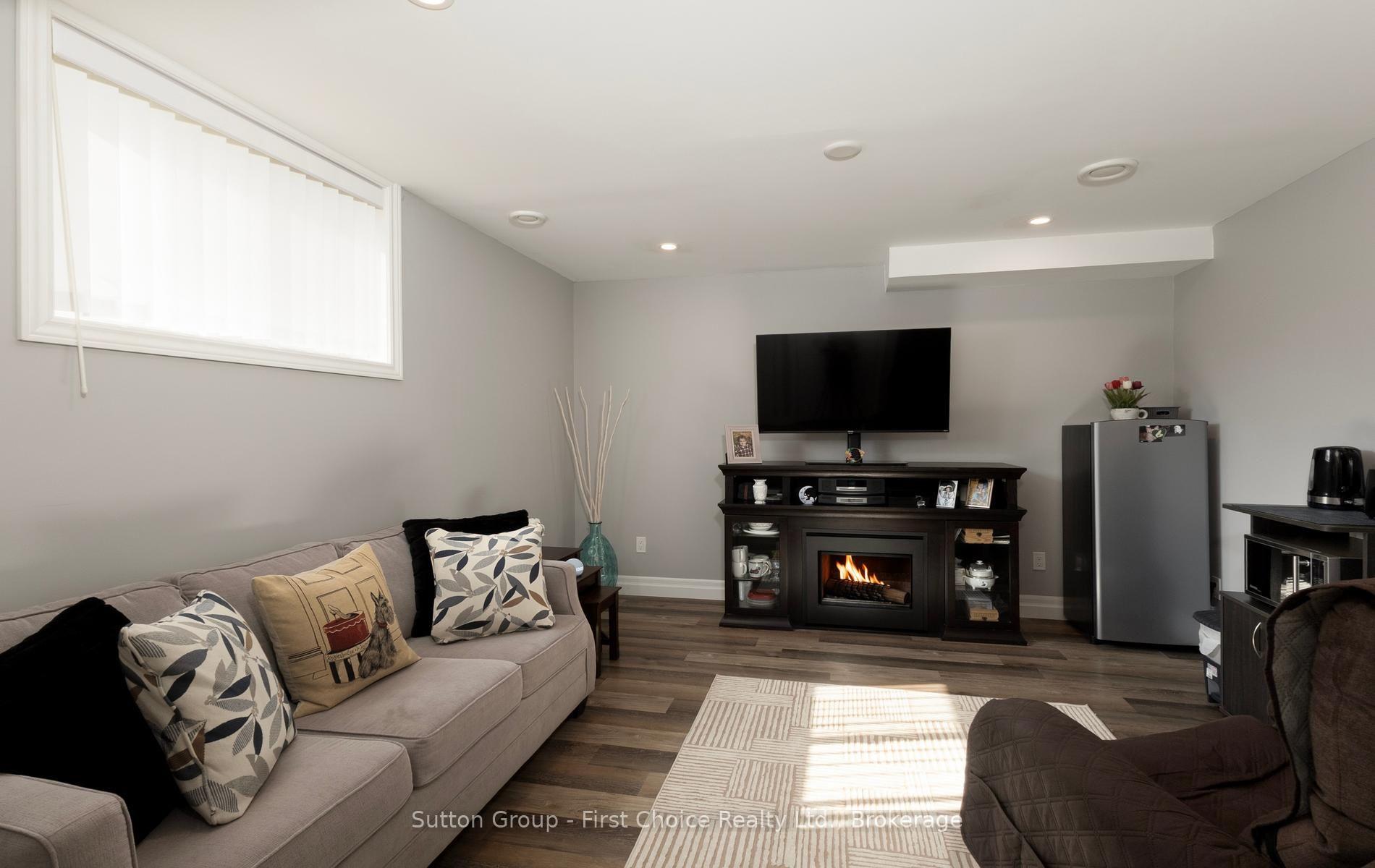 Photo 31 of 247 Sunset Drive, West Perth, Mitchell — HOMEH