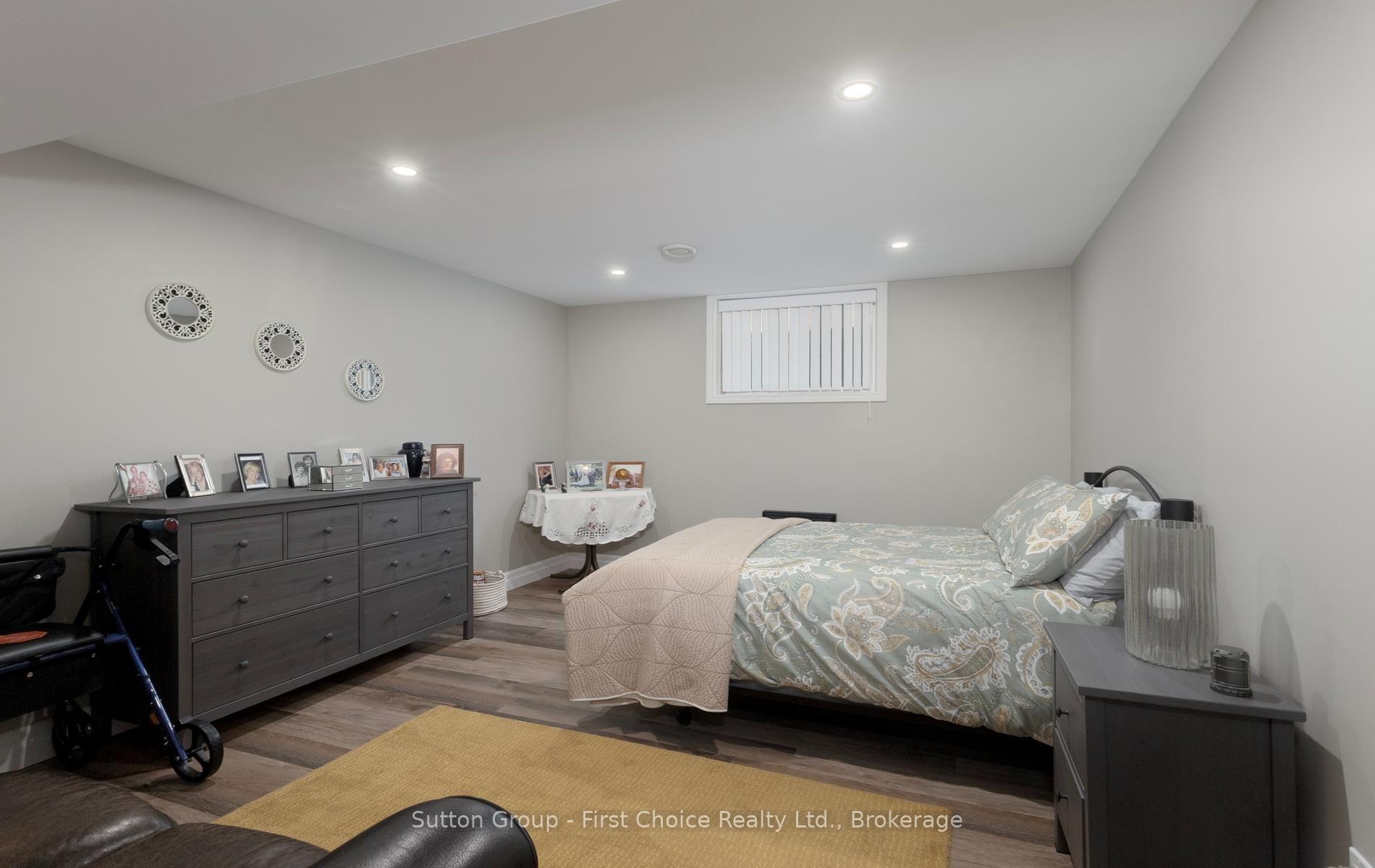 Photo 33 of 247 Sunset Drive, West Perth, Mitchell — HOMEH
