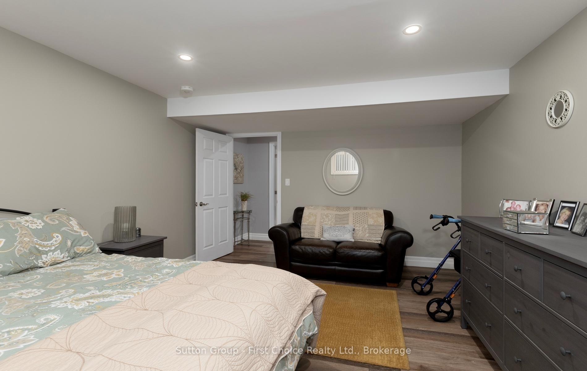 Photo 34 of 247 Sunset Drive, West Perth, Mitchell — HOMEH