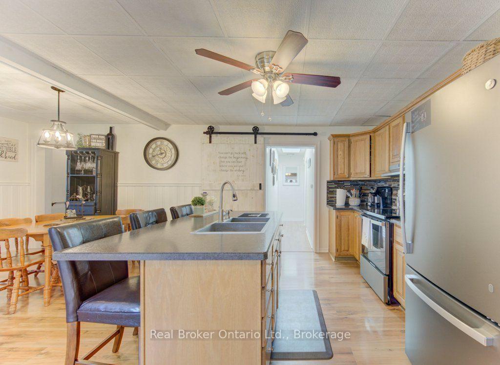Photo 14 of 4 Wellington Street, Brant, Paris — HOMEH