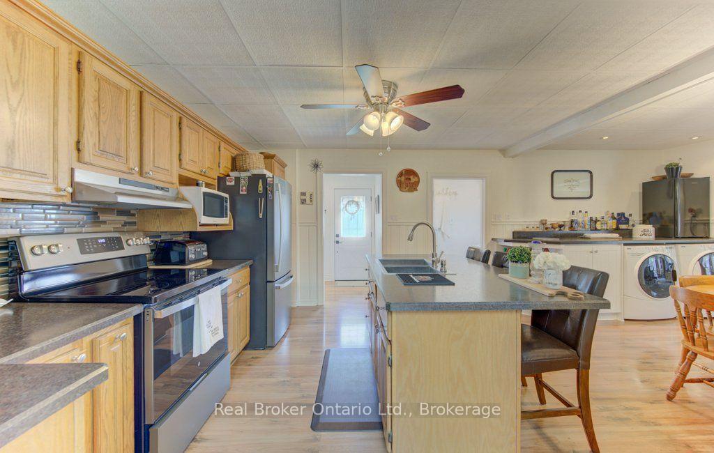 Photo 16 of 4 Wellington Street, Brant, Paris — HOMEH