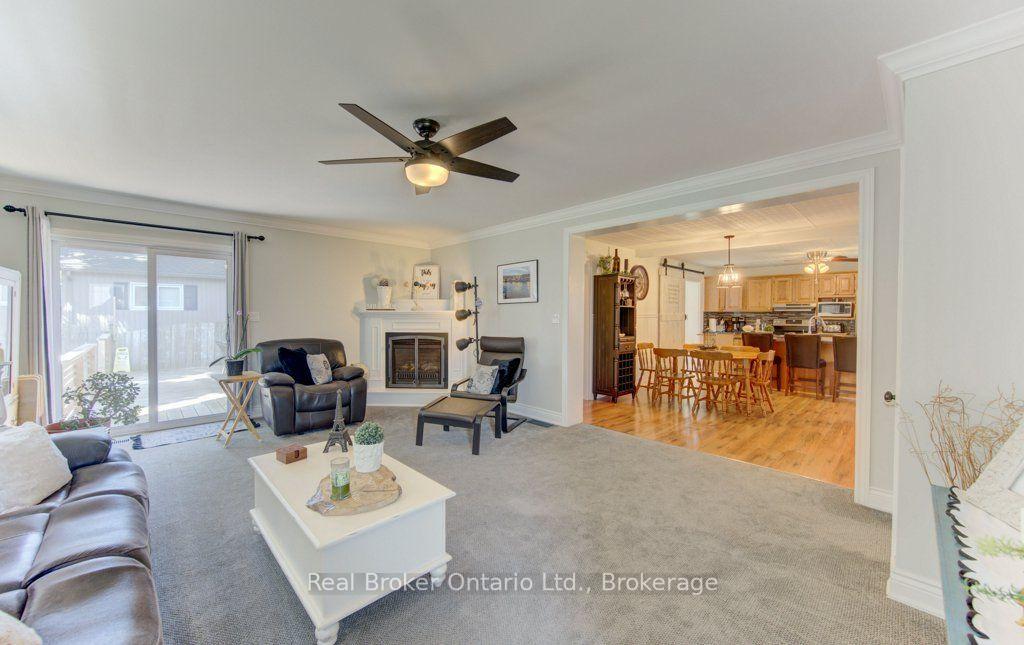 Photo 21 of 4 Wellington Street, Brant, Paris — HOMEH