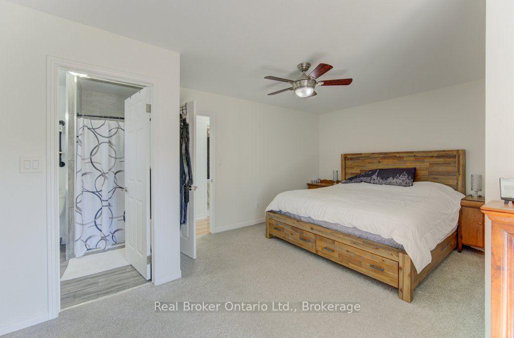 Photo 26 of 4 Wellington Street, Brant, Paris — HOMEH