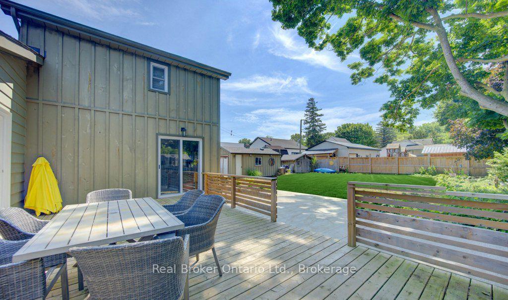 Photo 42 of 4 Wellington Street, Brant, Paris — HOMEH
