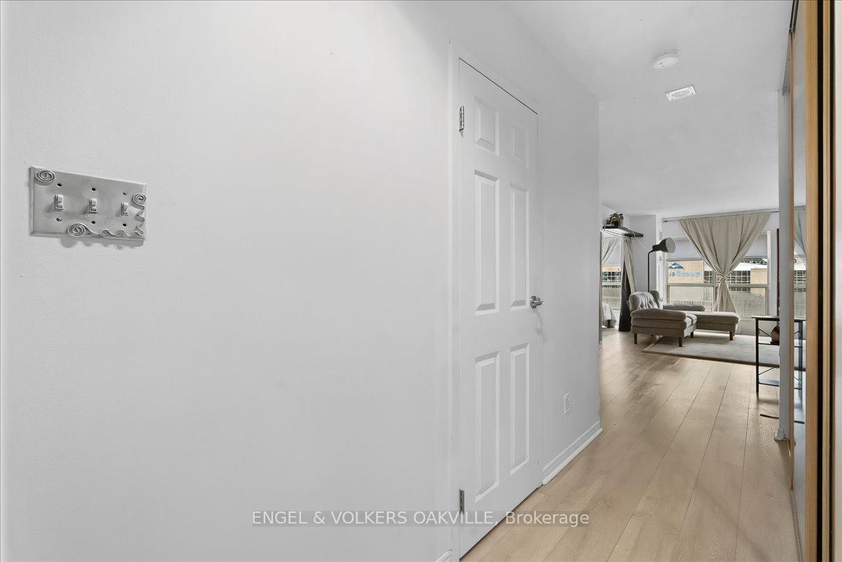 Photo 5 of Unit 1811, 25 The Esplanade, Toronto, Waterfront Communities — HOMEH