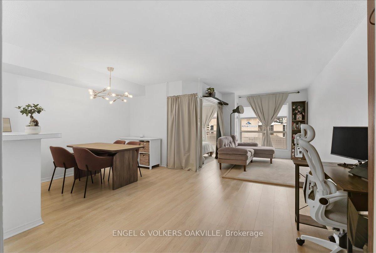 Photo 6 of Unit 1811, 25 The Esplanade, Toronto, Waterfront Communities — HOMEH