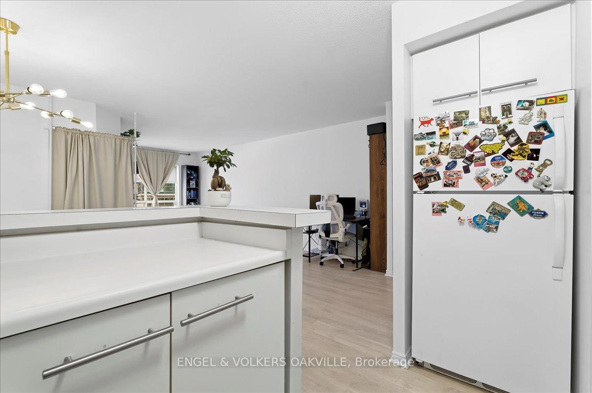 Photo 11 of Unit 1811, 25 The Esplanade, Toronto, Waterfront Communities — HOMEH