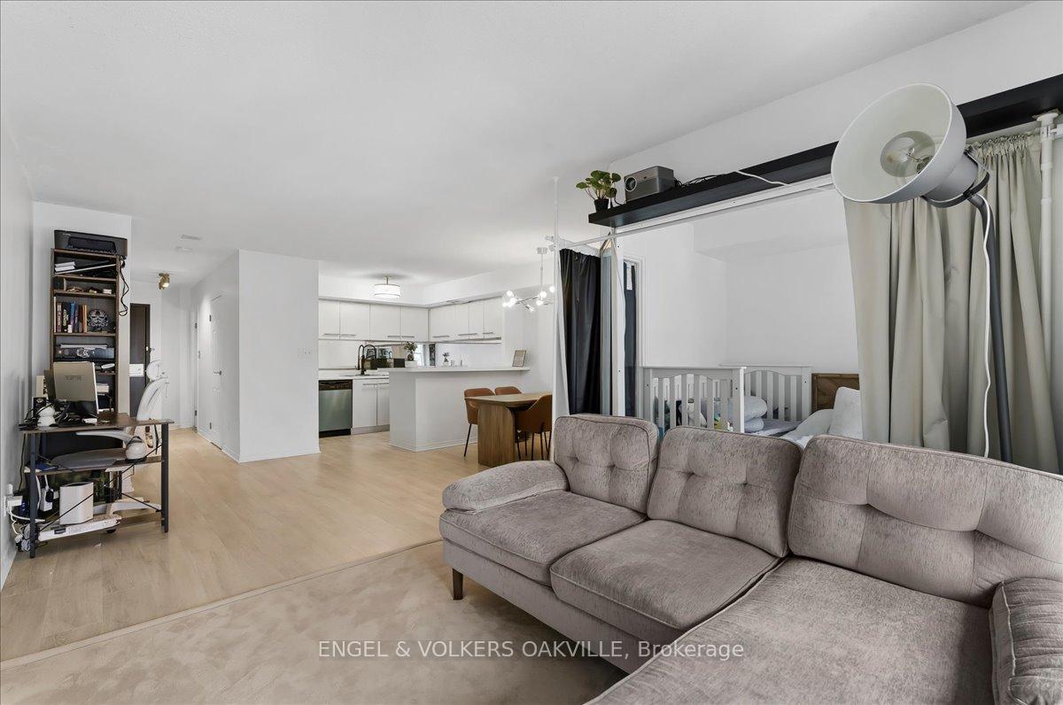 Photo 16 of Unit 1811, 25 The Esplanade, Toronto, Waterfront Communities — HOMEH