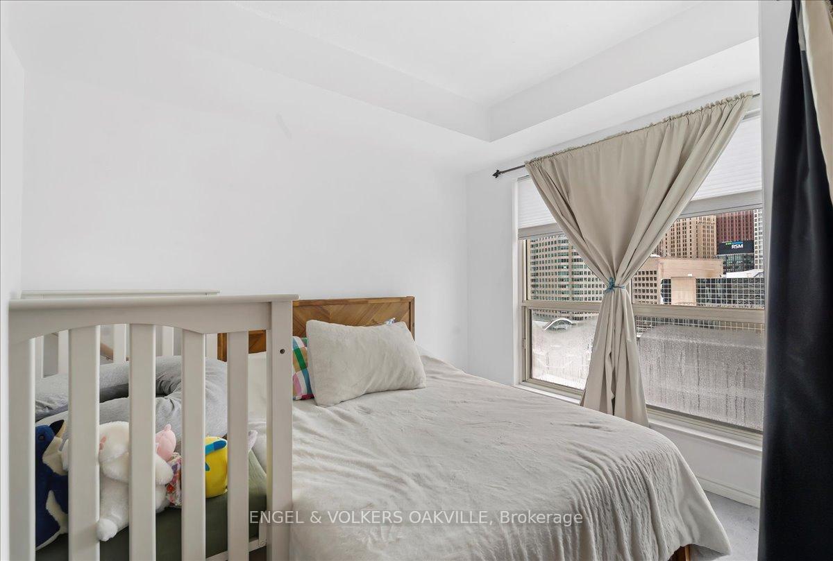 Photo 18 of Unit 1811, 25 The Esplanade, Toronto, Waterfront Communities — HOMEH