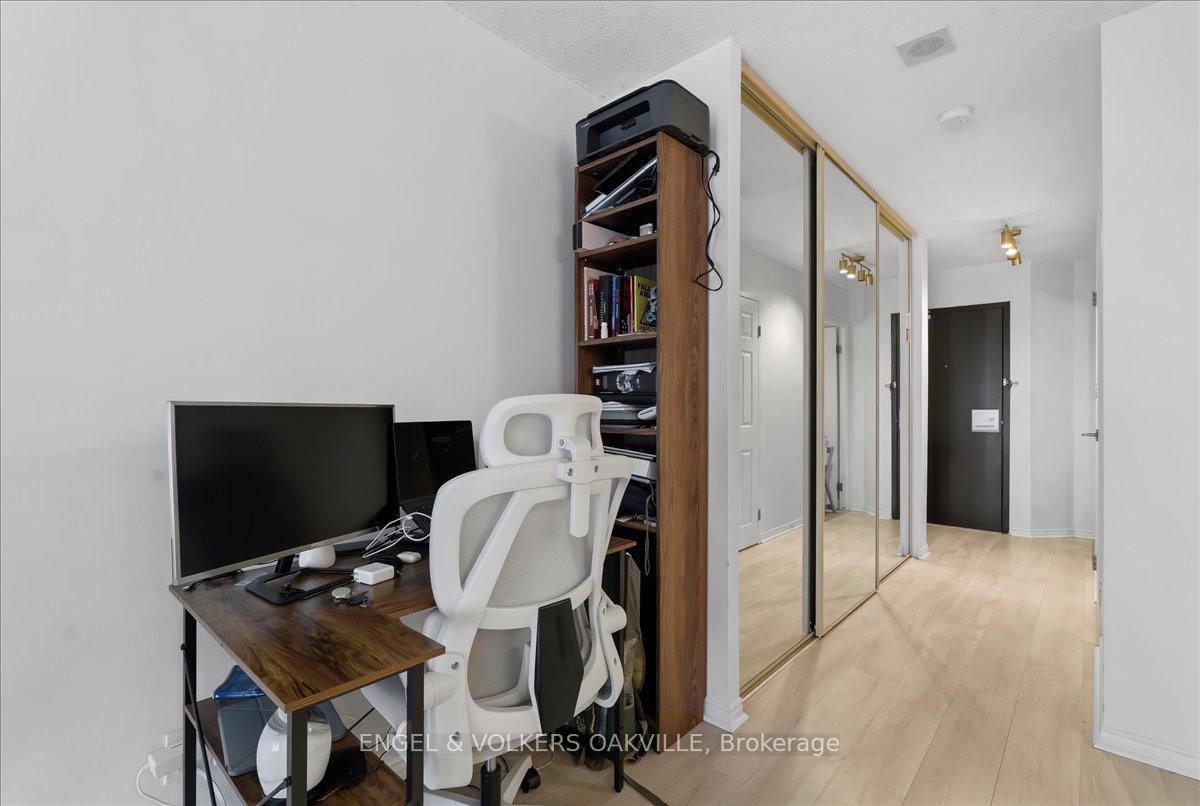 Photo 19 of Unit 1811, 25 The Esplanade, Toronto, Waterfront Communities — HOMEH