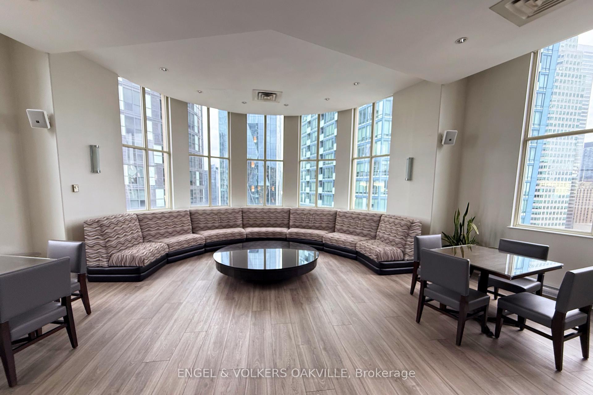 Photo 25 of Unit 1811, 25 The Esplanade, Toronto, Waterfront Communities — HOMEH