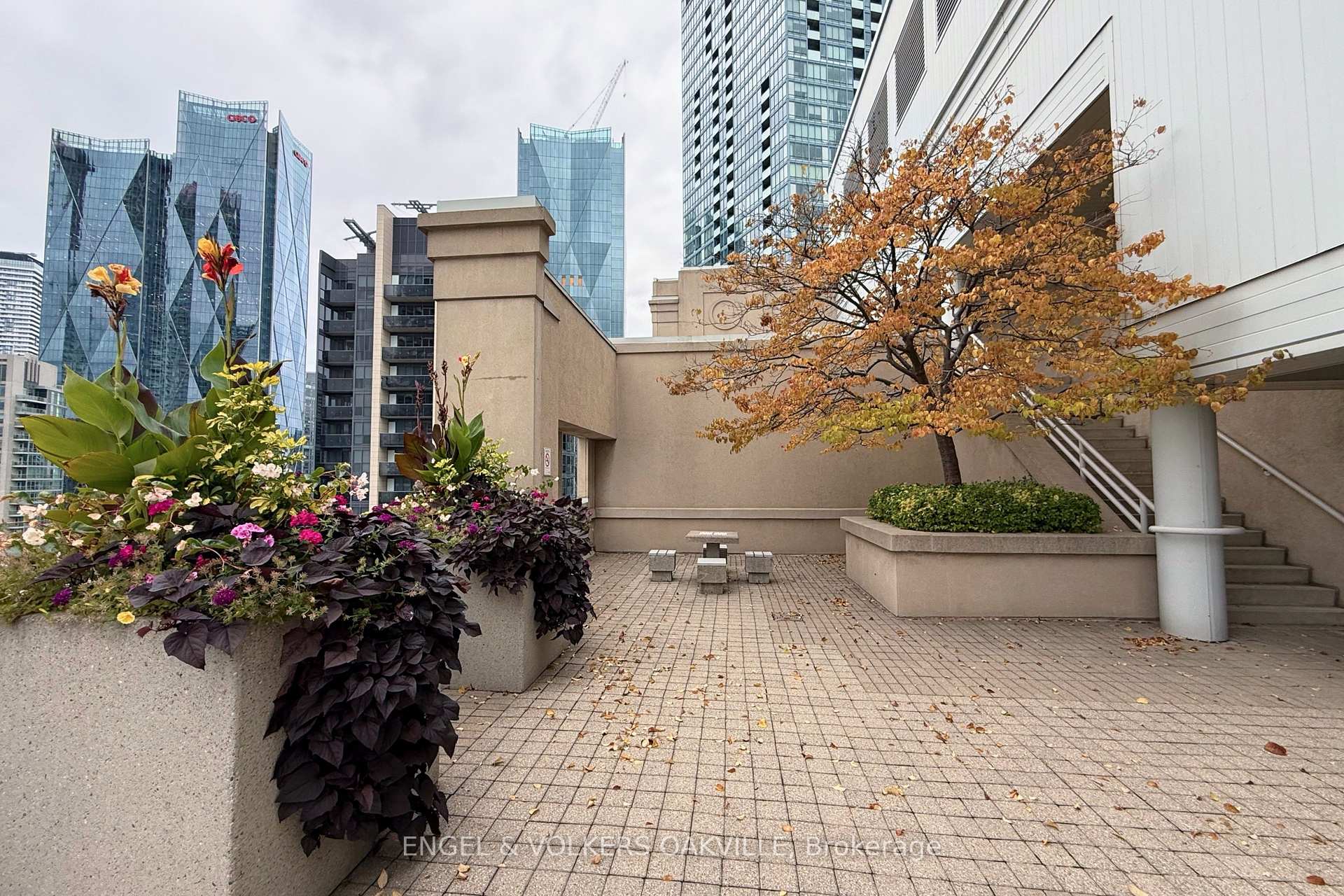 Photo 31 of Unit 1811, 25 The Esplanade, Toronto, Waterfront Communities — HOMEH