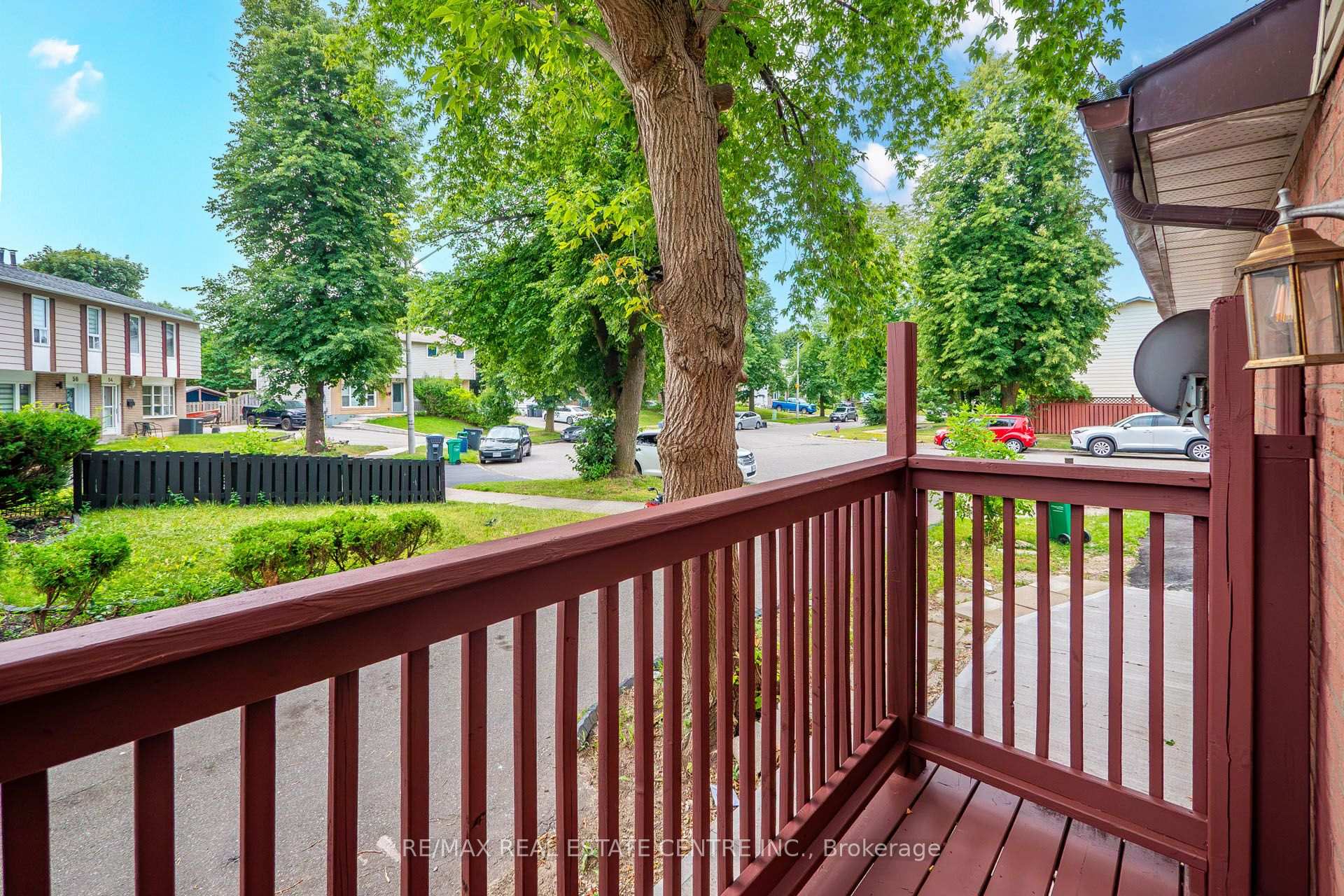 Photo 12 of 62 Bramhall Circle, Brampton, Madoc — HOMEH