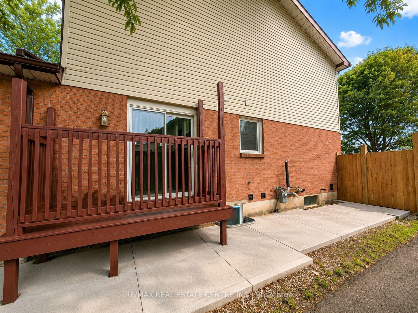 Photo 57 of 62 Bramhall Circle, Brampton, Madoc — HOMEH