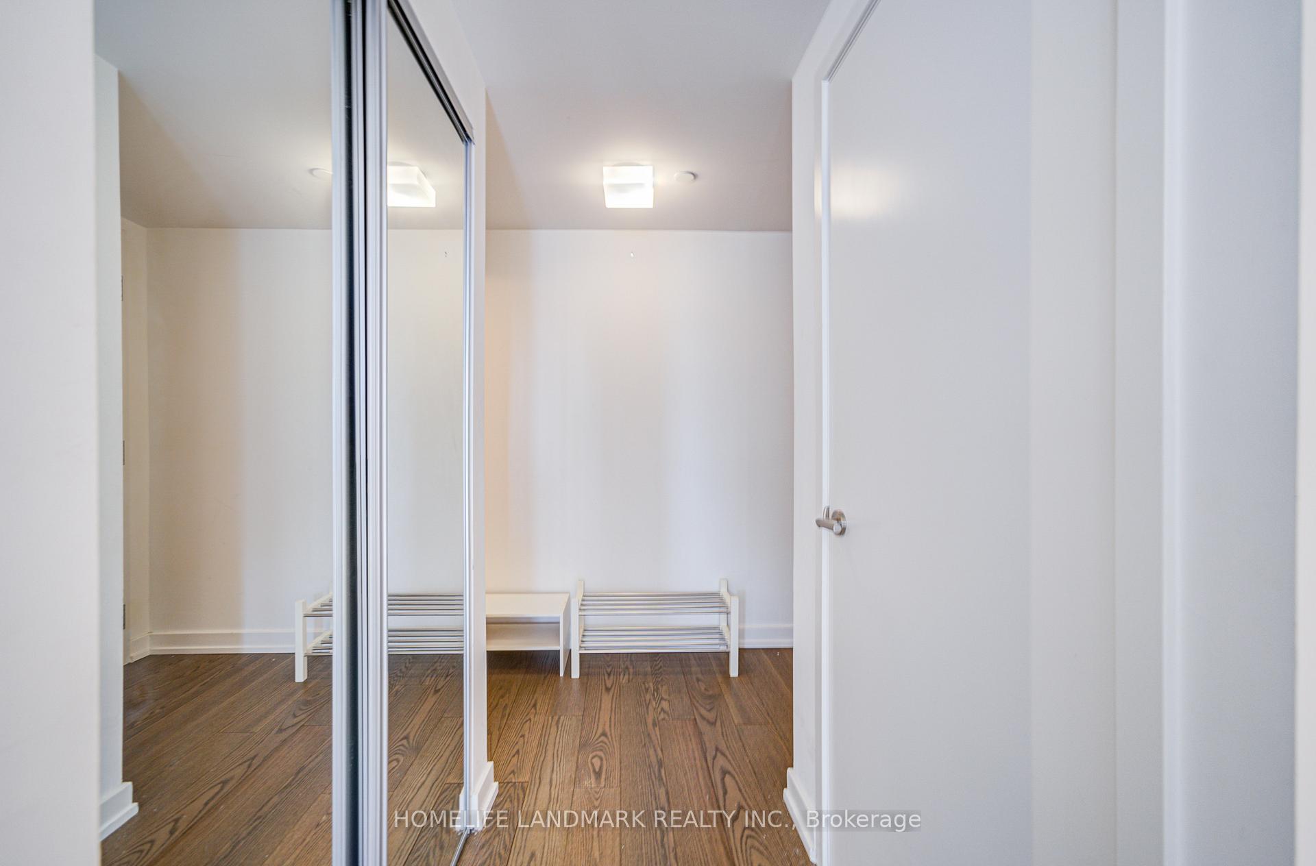 Photo 5 of Unit 1106, 11 Wellesley Street W, Toronto, Bay Street Corridor — HOMEH