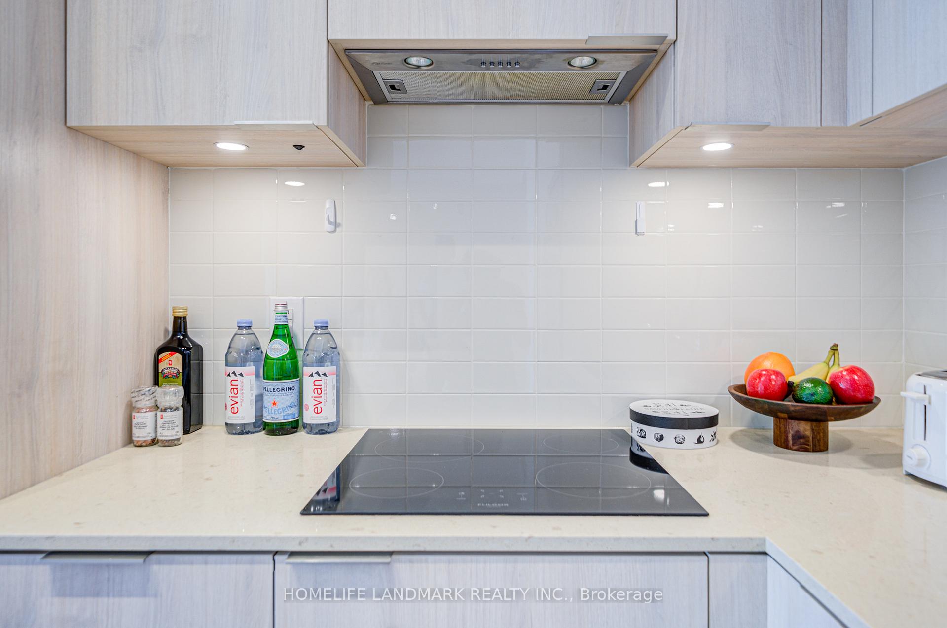 Photo 12 of Unit 1106, 11 Wellesley Street W, Toronto, Bay Street Corridor — HOMEH