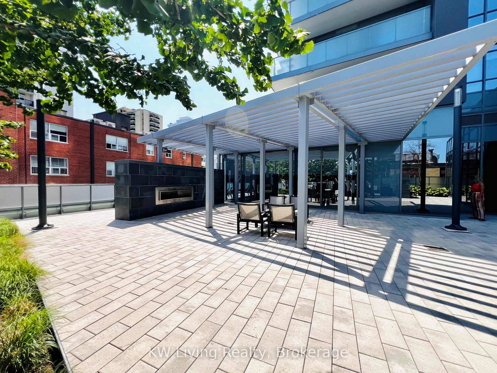 Photo 19 of Unit 316, 125 Redpath Avenue, Toronto, Mount Pleasant West — HOMEH