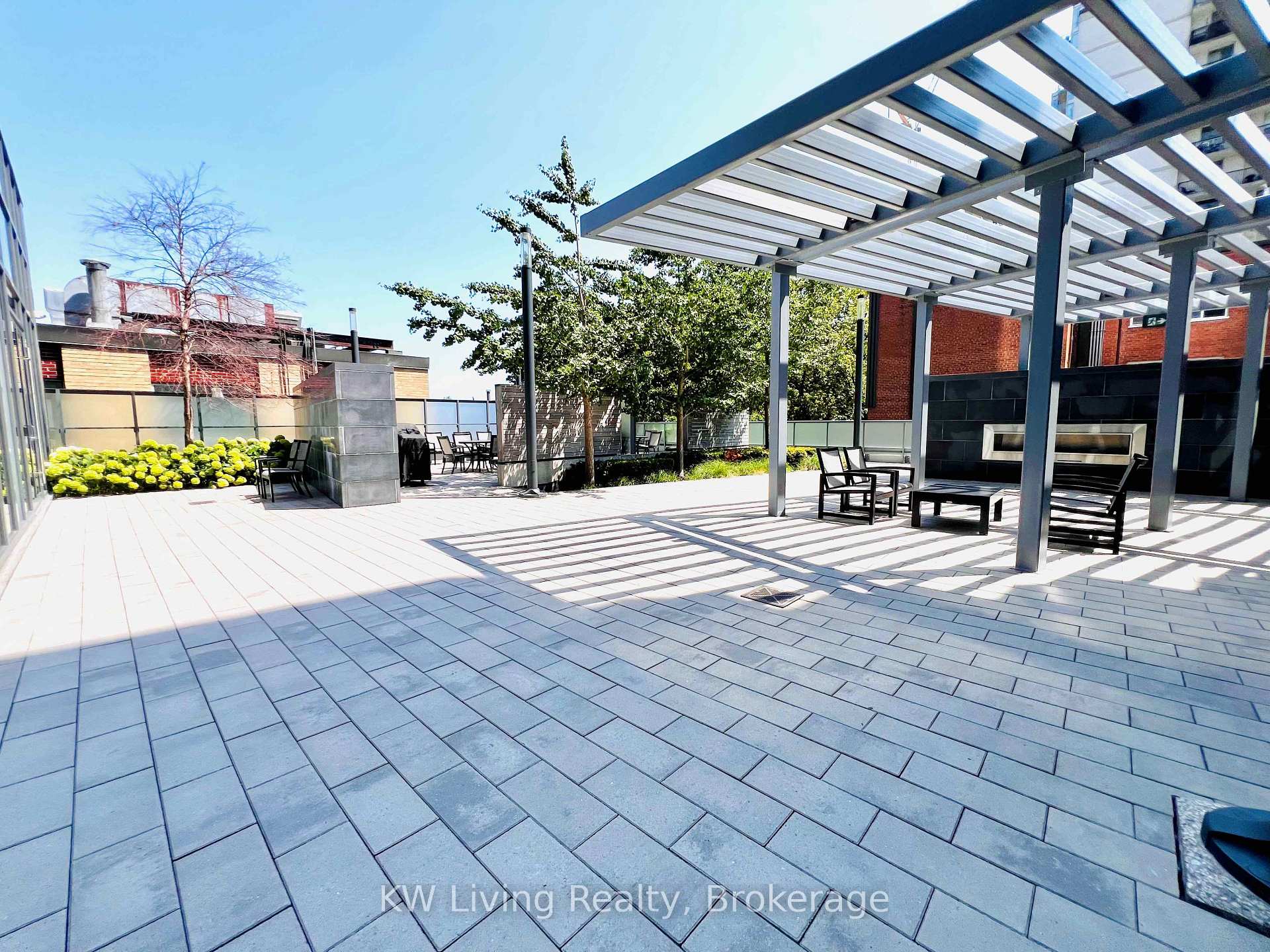 Photo 20 of Unit 316, 125 Redpath Avenue, Toronto, Mount Pleasant West — HOMEH