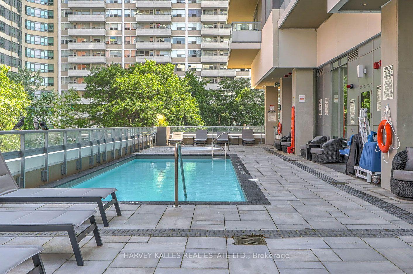 Photo 34 of Unit LPH19, 50 Dunfield Avenue, Toronto, Mount Pleasant West — HOMEH