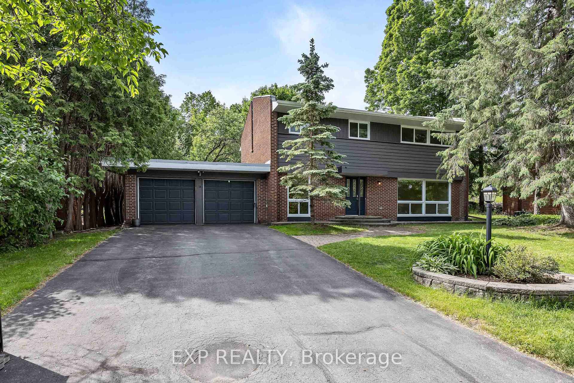 Photo 2 of 14 Carr Crescent, Ottawa, Kanata - Beaverbrook — HOMEH