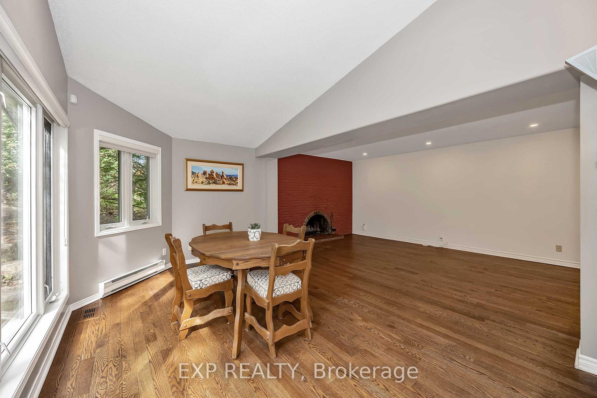 Photo 45 of 14 Carr Crescent, Ottawa, Kanata - Beaverbrook — HOMEH