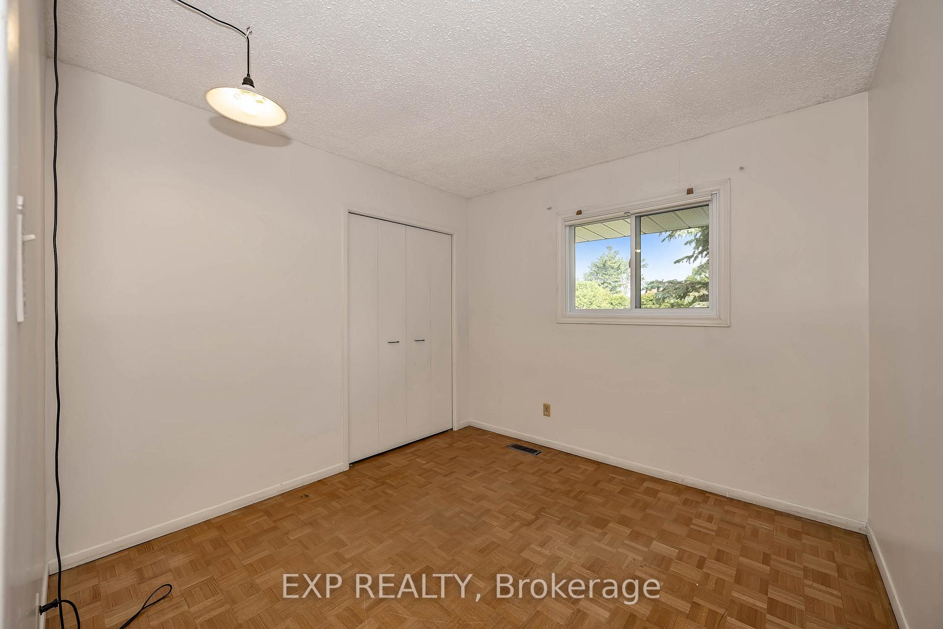 Photo 60 of 14 Carr Crescent, Ottawa, Kanata - Beaverbrook — HOMEH