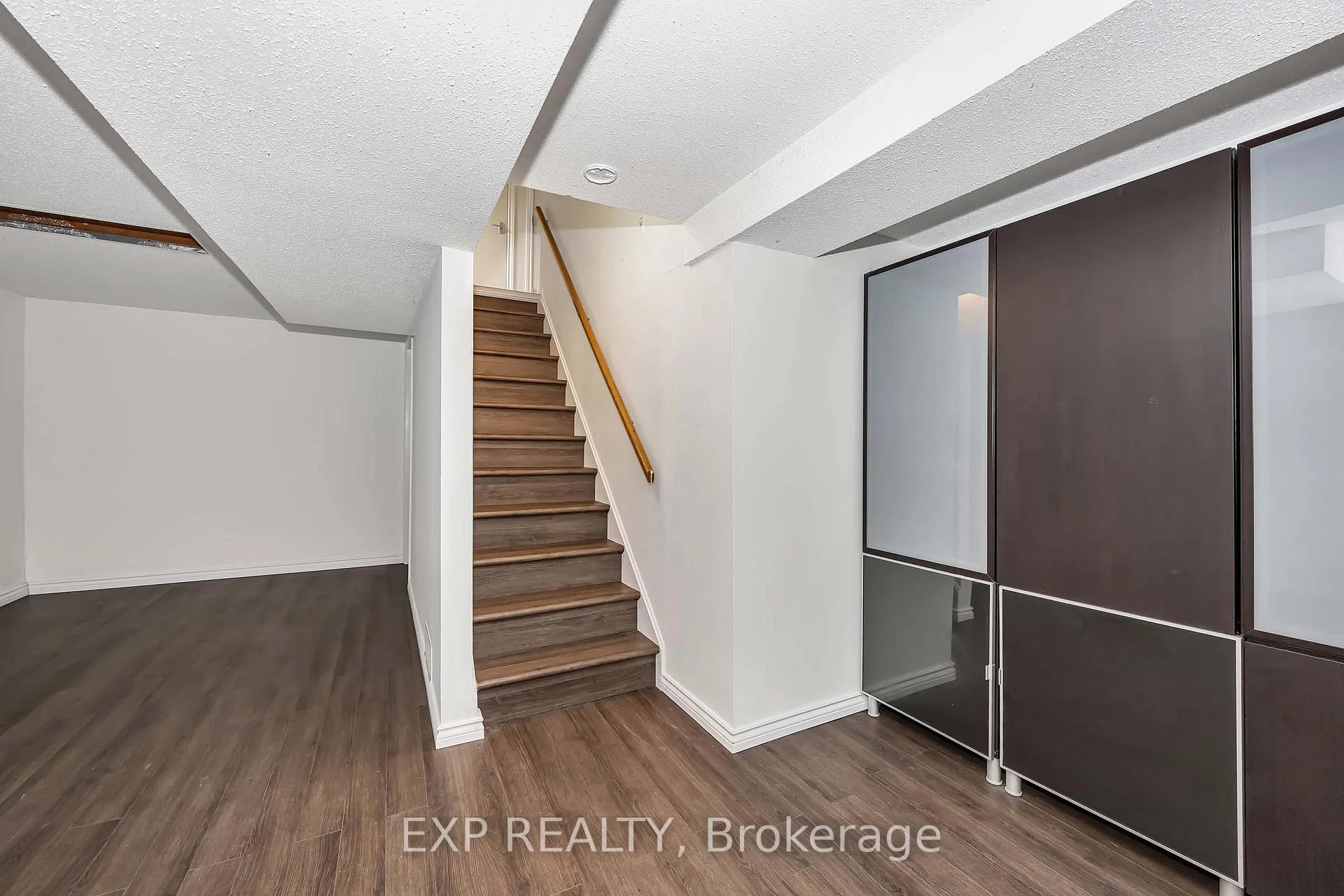 Photo 91 of 14 Carr Crescent, Ottawa, Kanata - Beaverbrook — HOMEH