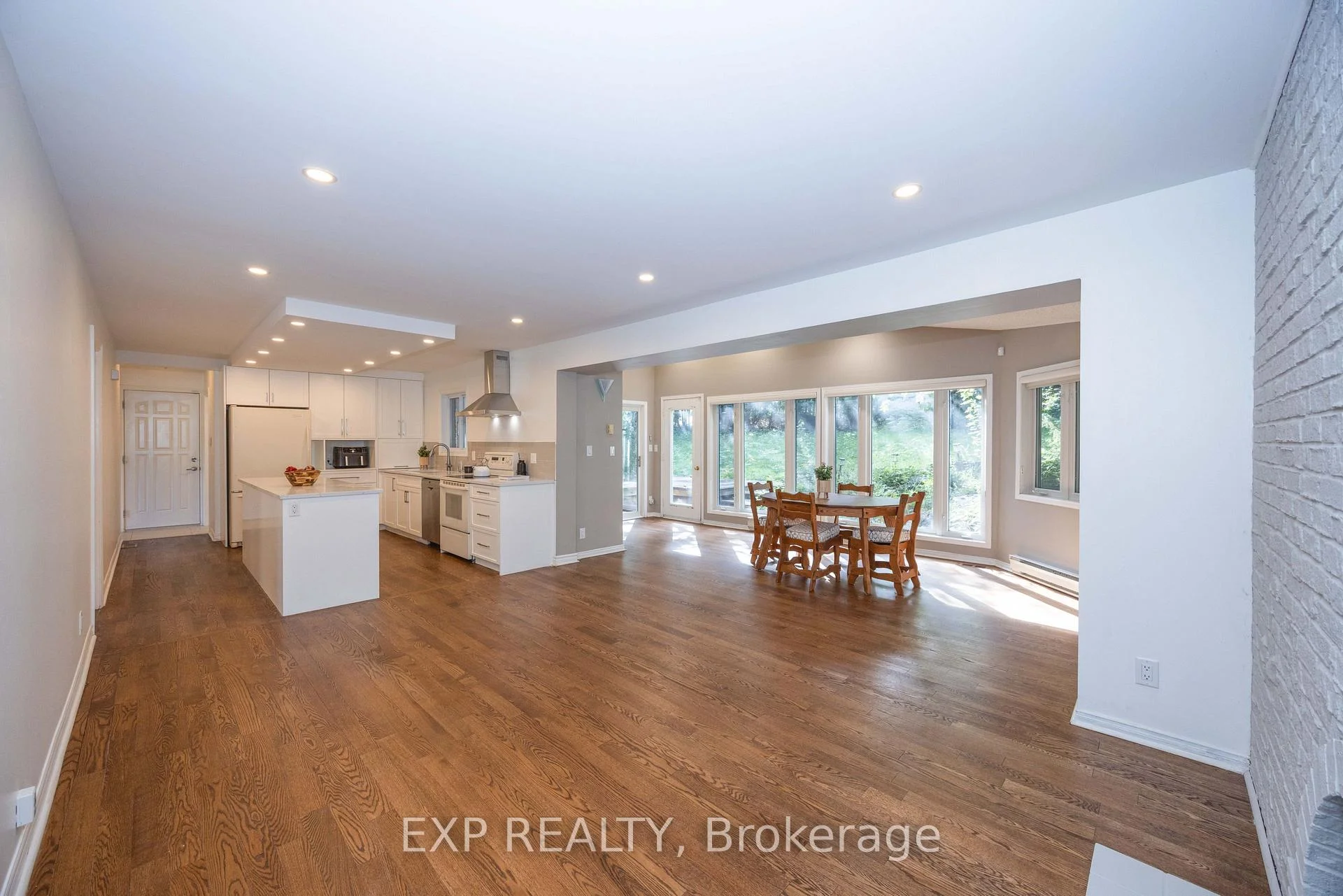 Photo 29 of 14 Carr Crescent, Ottawa, Kanata - Beaverbrook — HOMEH