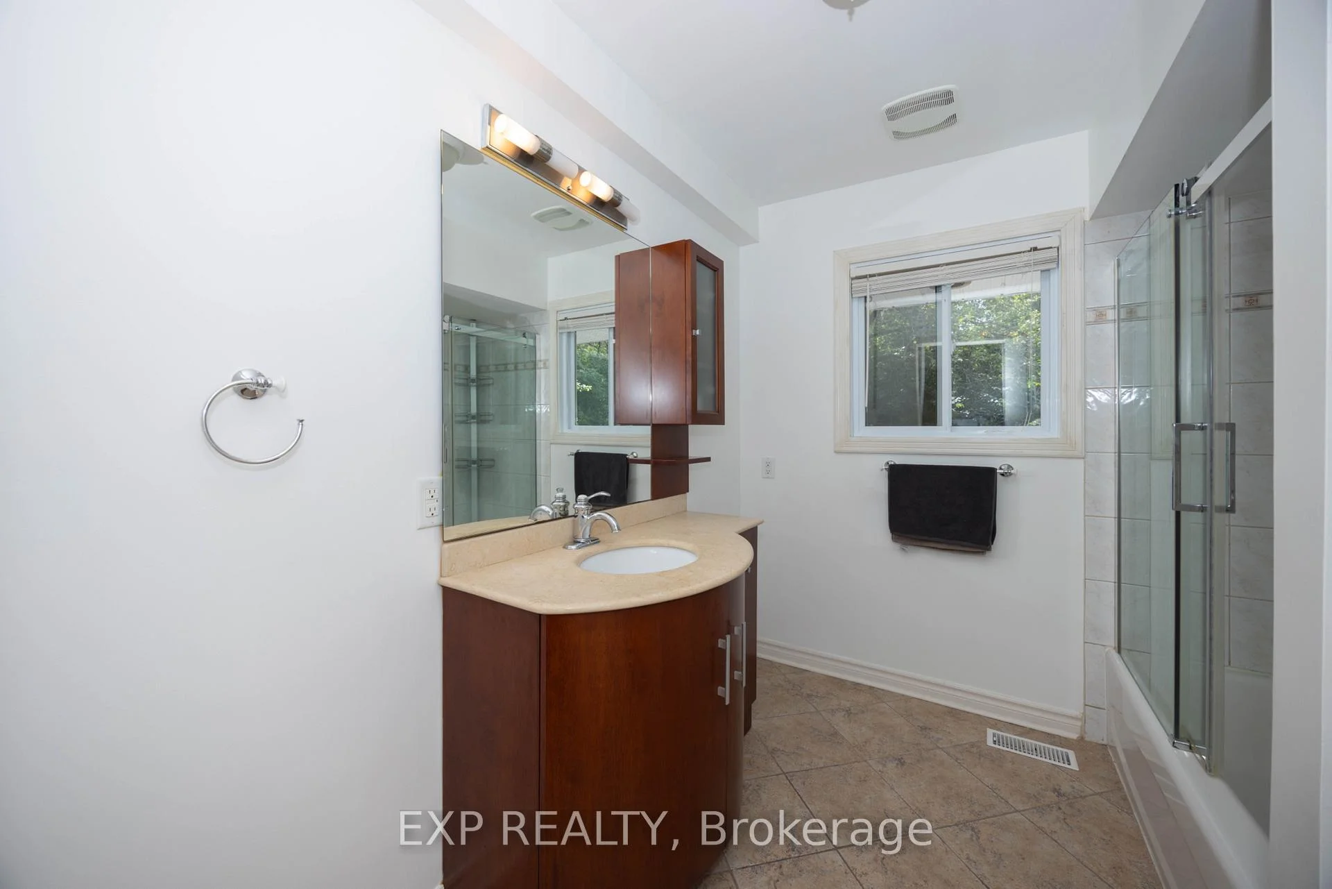 Photo 46 of 14 Carr Crescent, Ottawa, Kanata - Beaverbrook — HOMEH