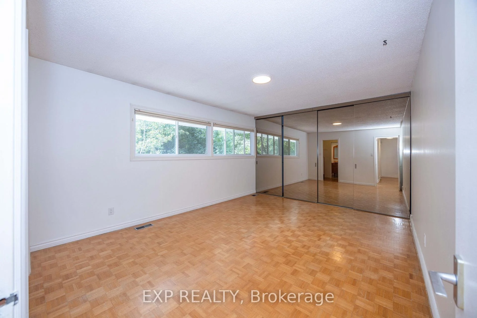 Photo 53 of 14 Carr Crescent, Ottawa, Kanata - Beaverbrook — HOMEH