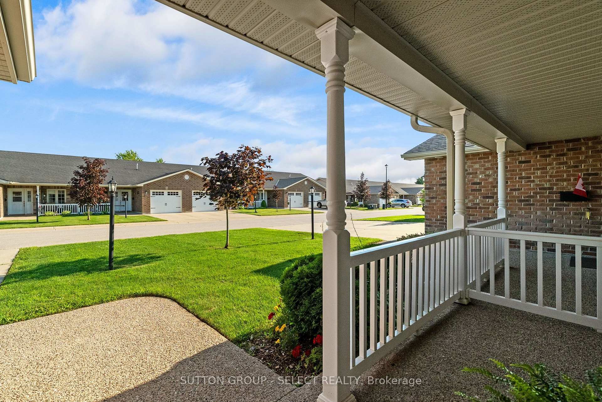 Photo 4 of 14 Devon Drive, South Huron, Exeter — HOMEH