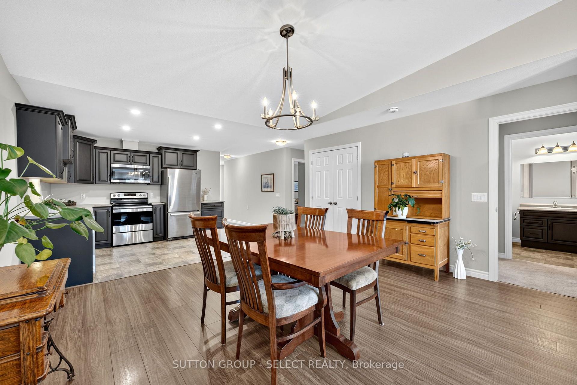 Photo 16 of 14 Devon Drive, South Huron, Exeter — HOMEH