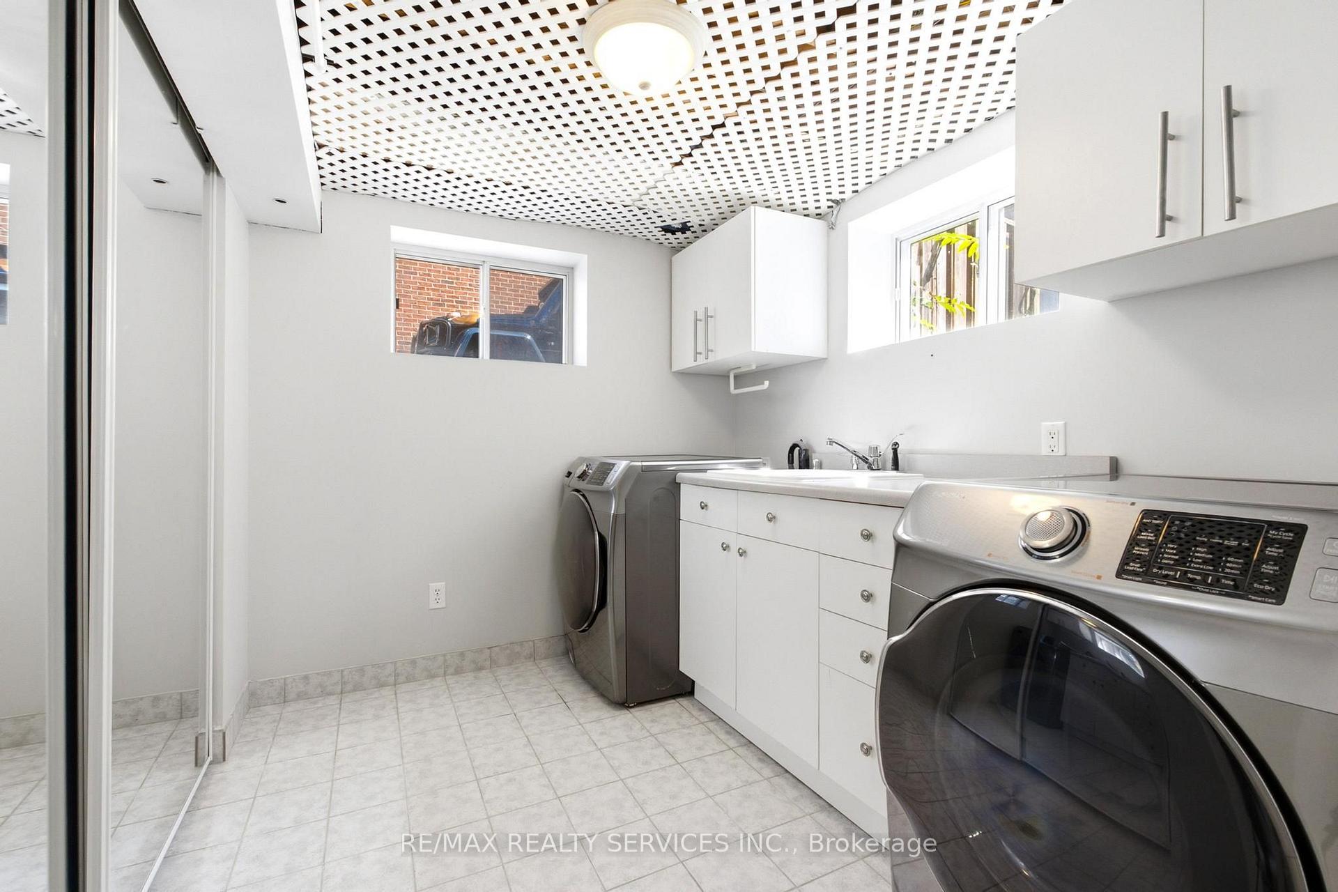 Photo 30 of 1544 Alexandra Boulevard, Mississauga, Lakeview — HOMEH