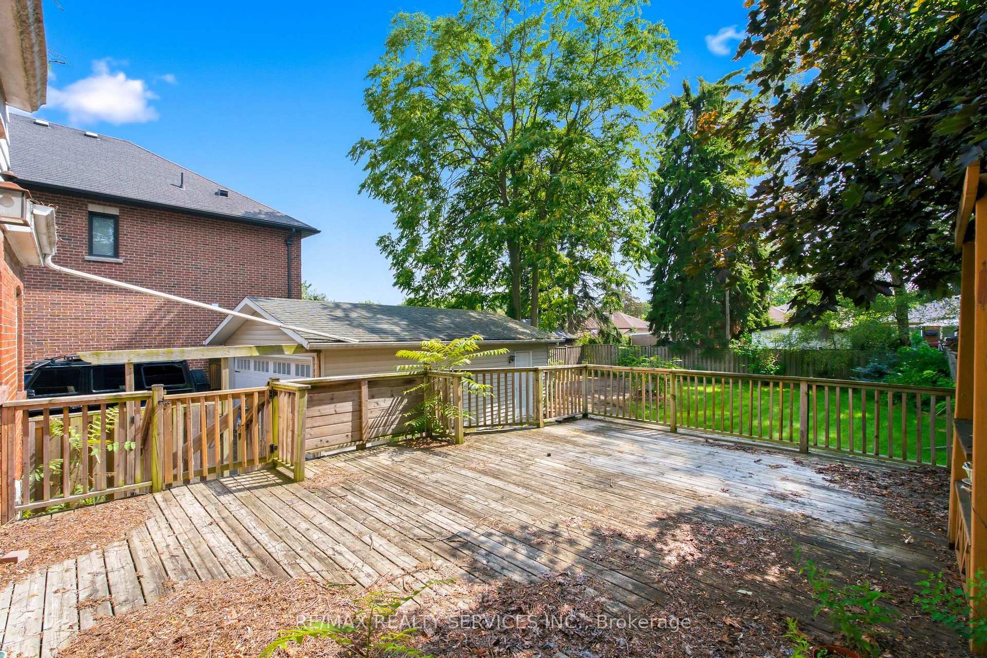 Photo 37 of 1544 Alexandra Boulevard, Mississauga, Lakeview — HOMEH