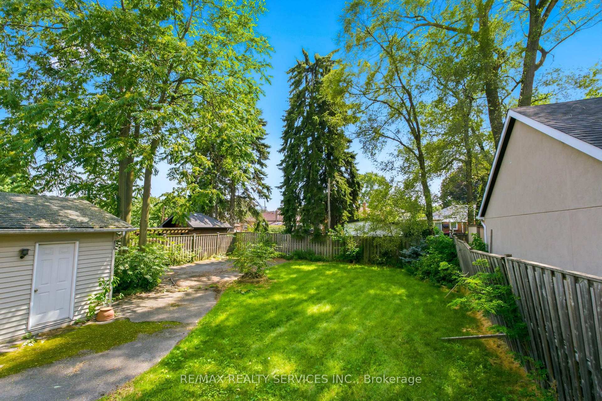 Photo 38 of 1544 Alexandra Boulevard, Mississauga, Lakeview — HOMEH